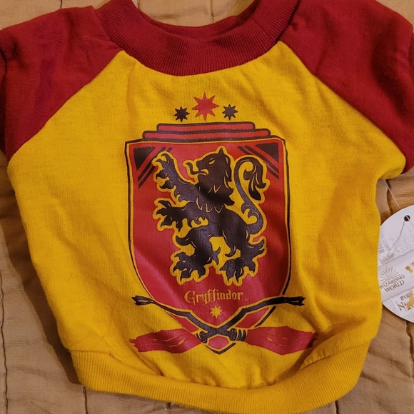 Harry Potter: Gryffindor pet t-shirt size small